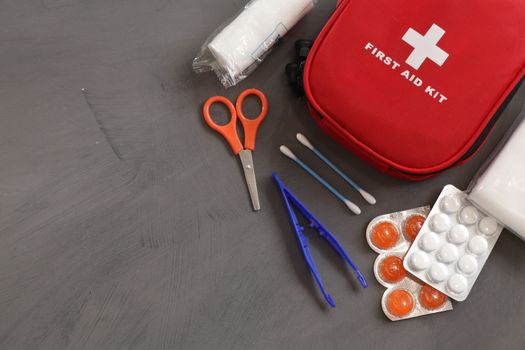 first aid supplies - Photo by Roger Brown (Pexels)